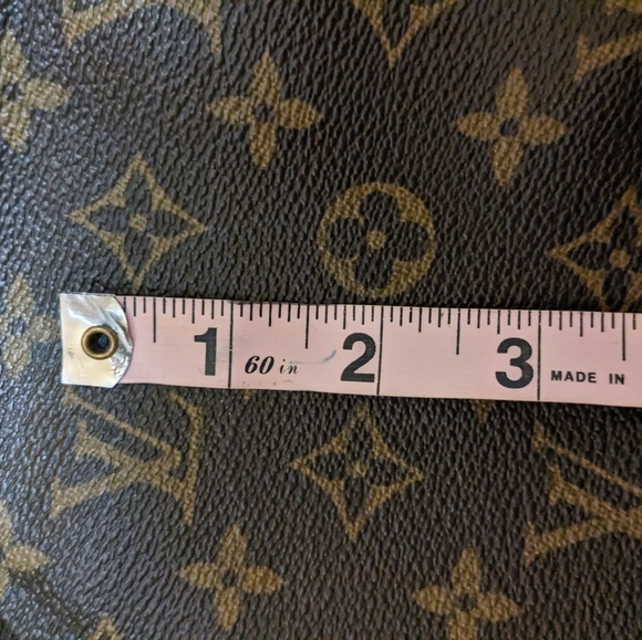 Vintage Petite Monogram - Picture 2 of 16